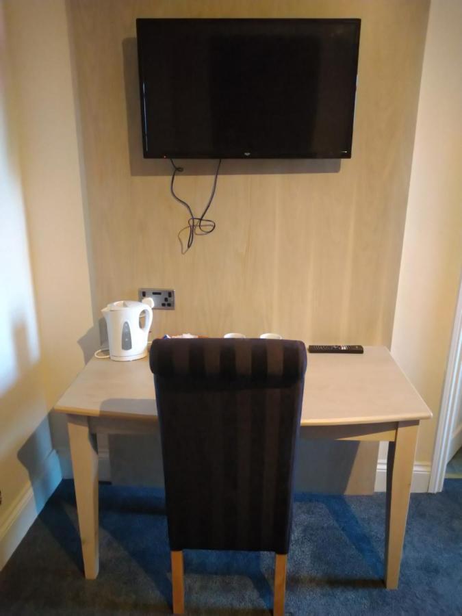 Howden The Wellington Hotel מראה חיצוני תמונה